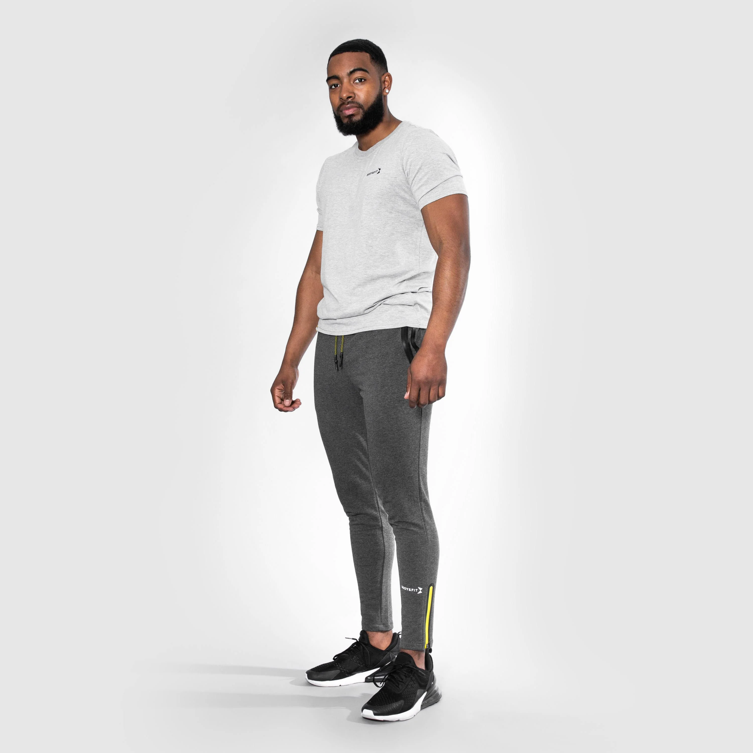 Essential casual T-shirt - Image 9