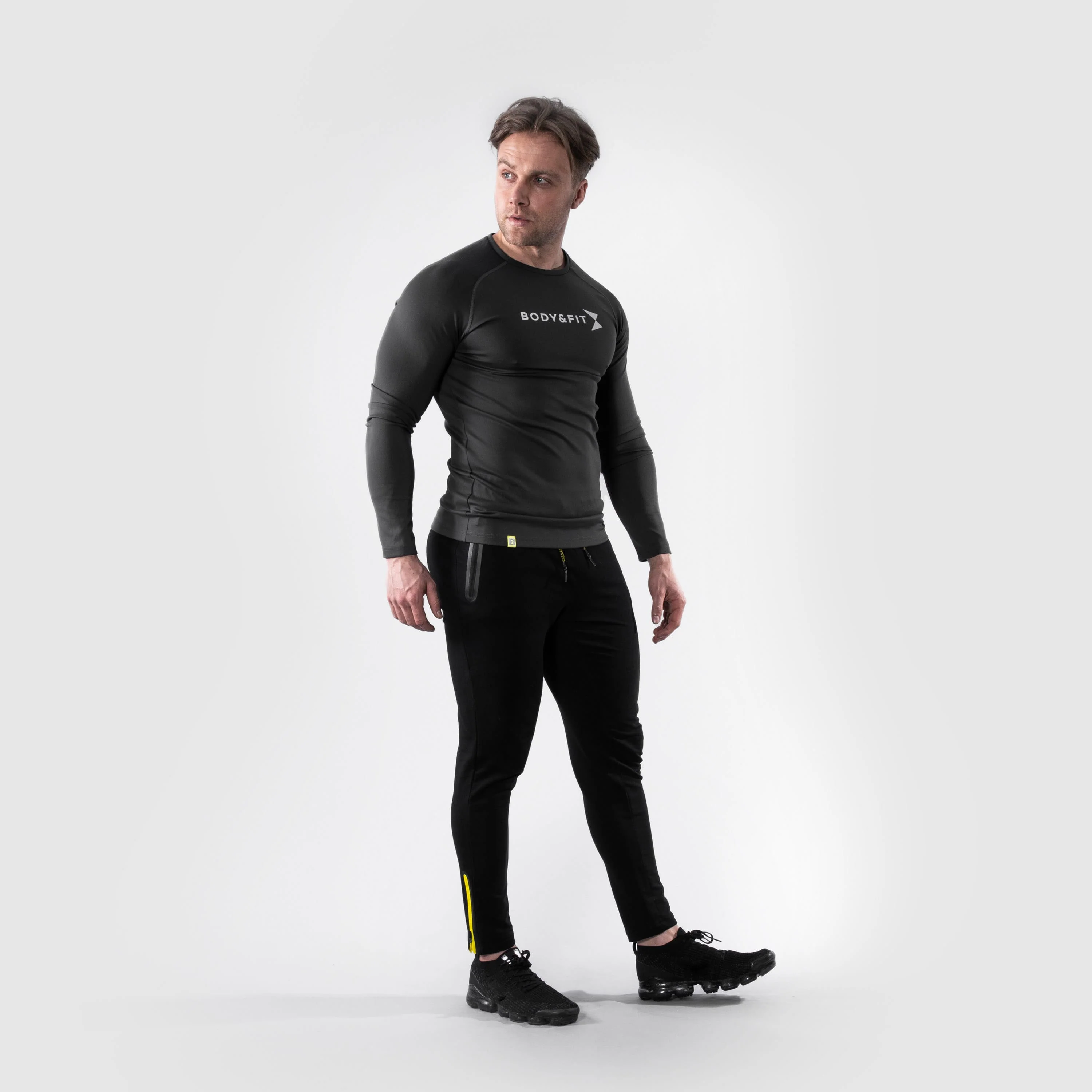 Hero motion T-shirt - Image 11