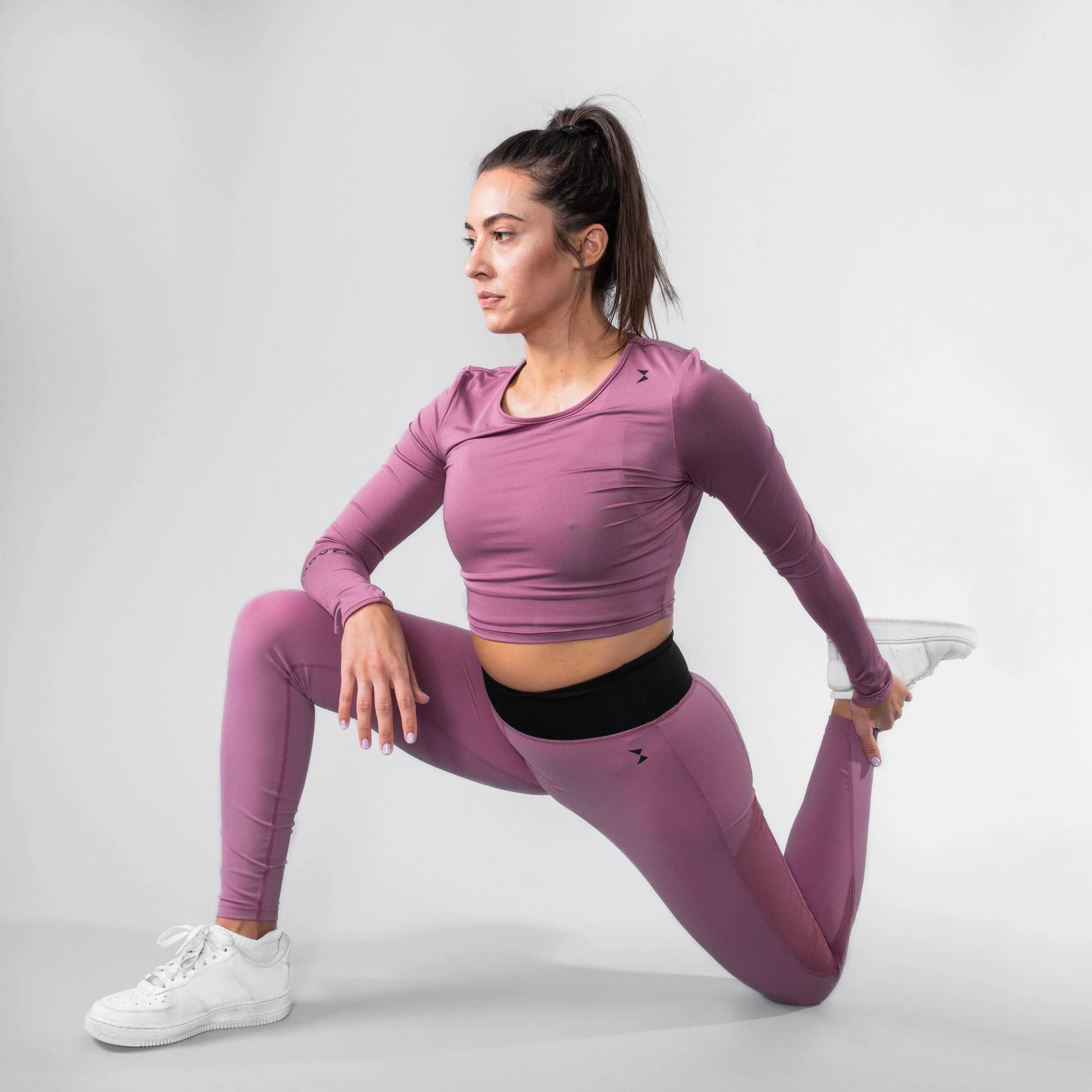 Perfection stretch Cropped top - Image 9